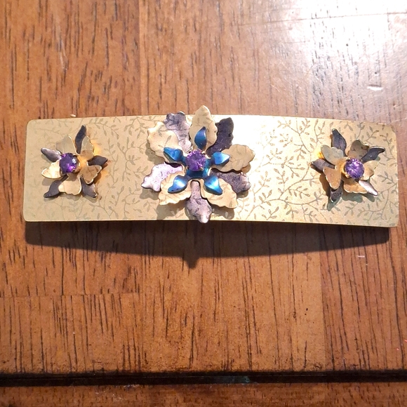 Gorgeous french barret with 3 purple stones - Picture 1 of 4